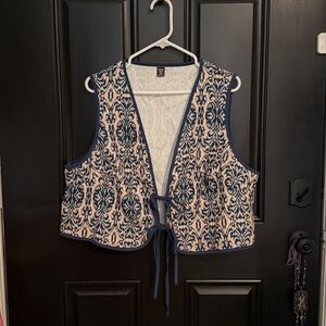 SHEIN Blue and Cream Patterned Vest Top
